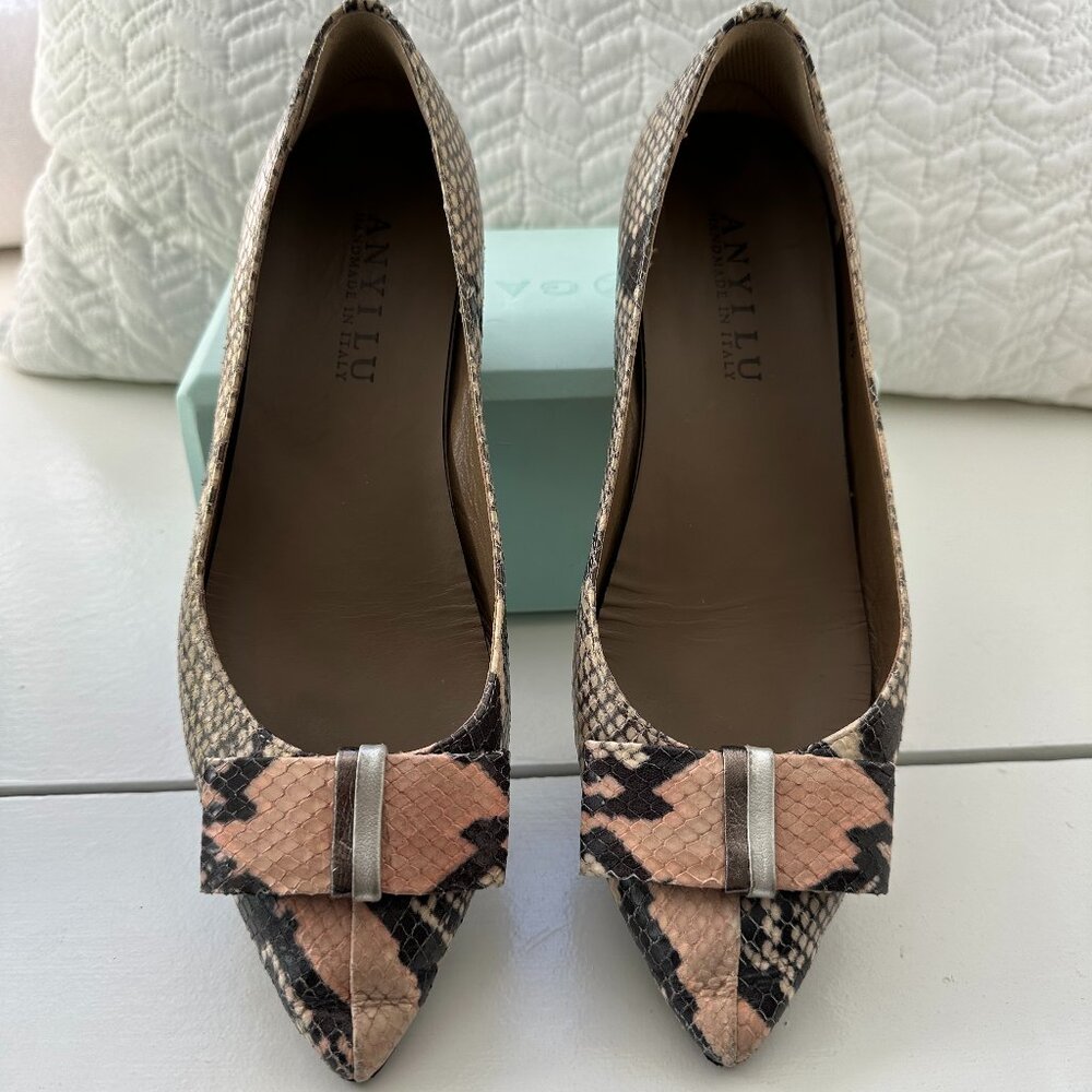 Anyi Lu flats. Size 38.5. Really cute on!